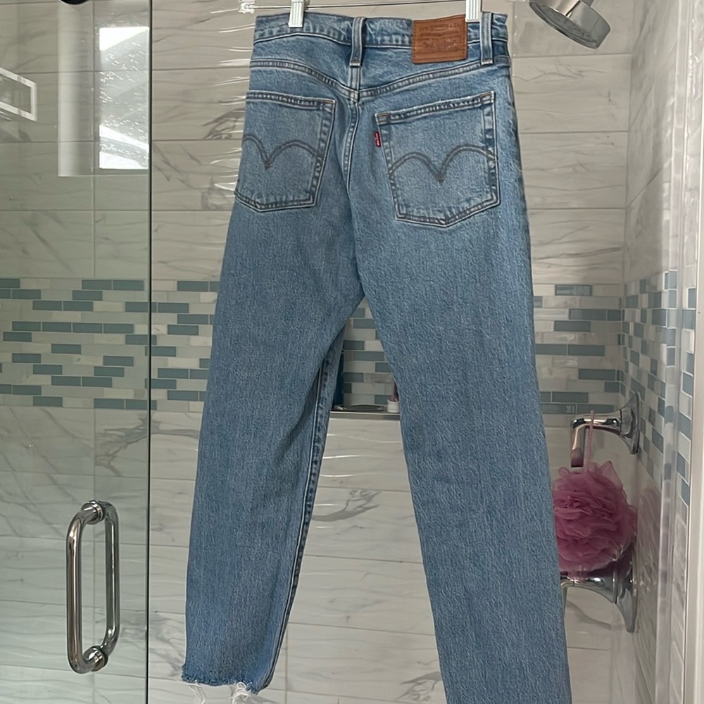 Levi Wedgie Straight Jeans